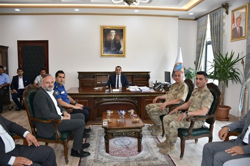 Kaymakamımız Sayın Mevlana KÜRKCÜ, Kurban Bayramı Münasebetiyle Makamında Tebrikleri Kabul Etti
